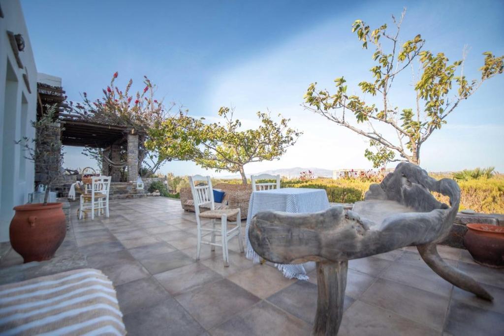 To Armiro Boutique Houses Plaka  Bagian luar foto