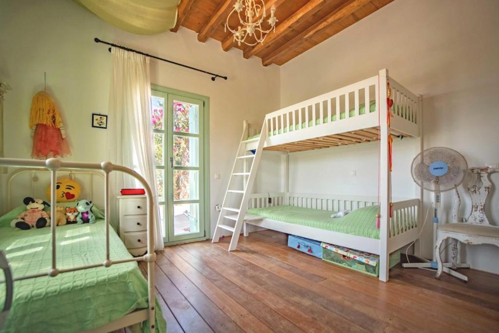 To Armiro Boutique Houses Plaka  Bagian luar foto